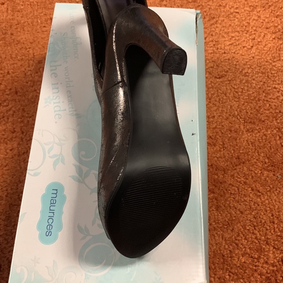 Maurice’s Size 8 peep toe heels - Picture 4 of 5